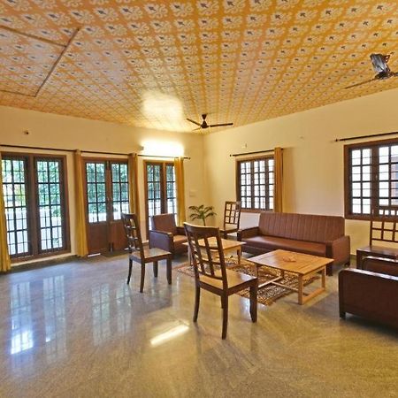Villa Close To Rock Beach-Family Room Пондичерри Экстерьер фото